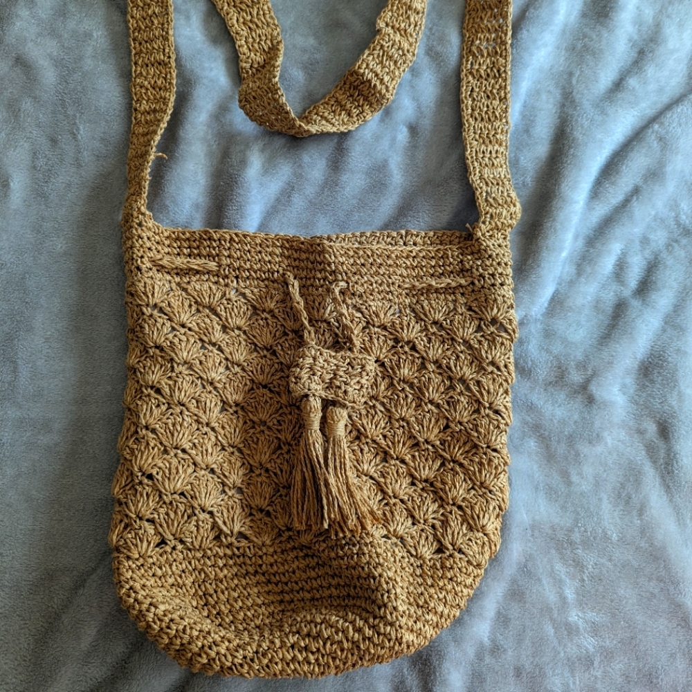 Woven Bucket Bag